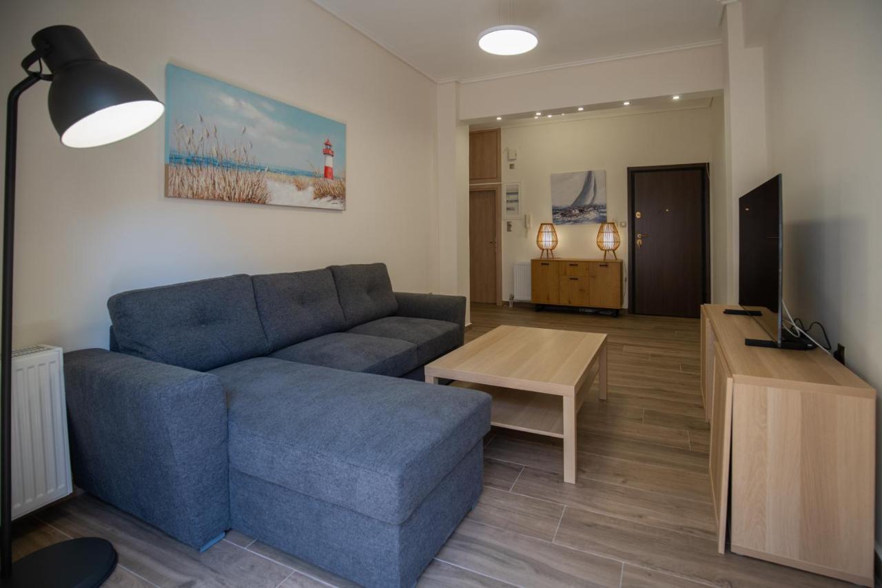 Max Blue Apartment, A Stay Like No Other Pireu Exterior foto